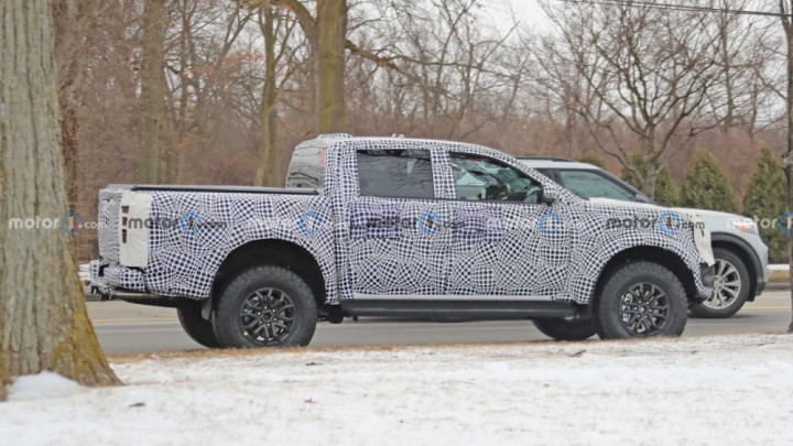 Ford - 4